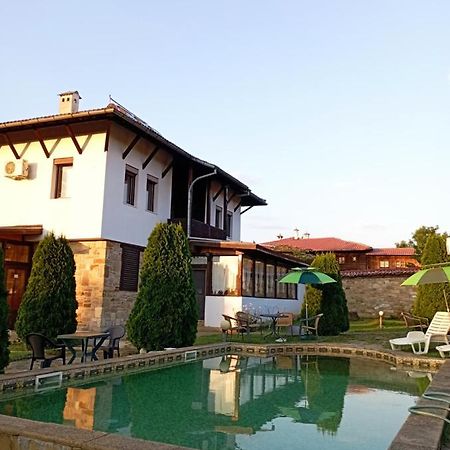 Toncho'S Guest House For 16 Guests Arbanasi Luaran gambar