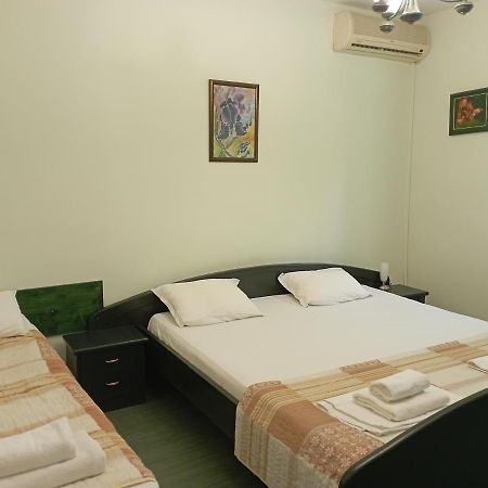 Toncho'S Guest House For 16 Guests Arbanasi Luaran gambar